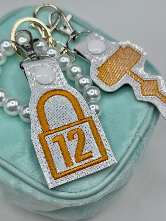 Orange Lock #12 to Keychain Padlock Showgirl